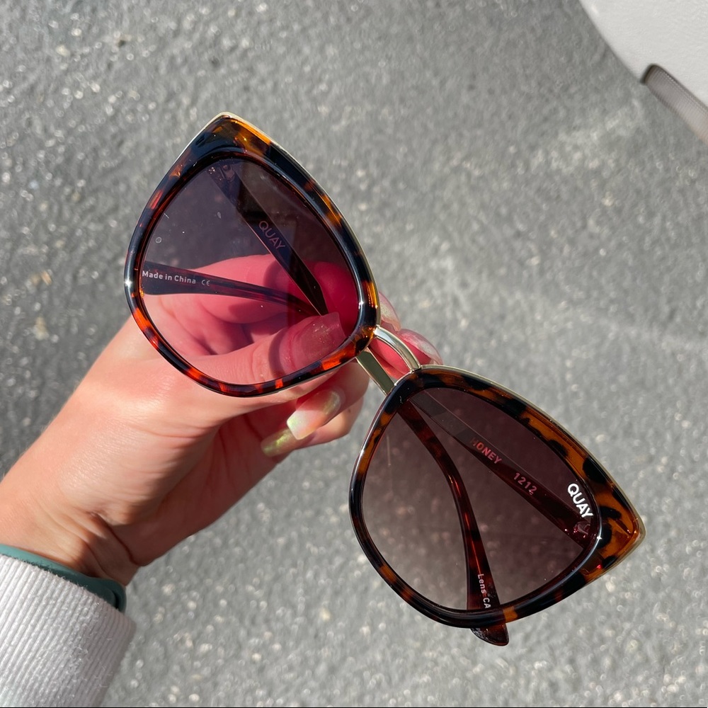Quay Honey tortoise sunglasses